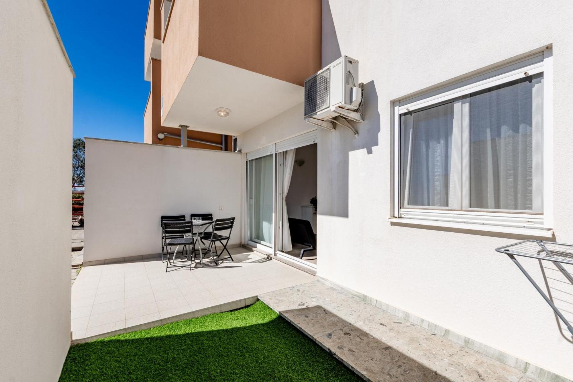 Apartment Village Nin Exterior foto